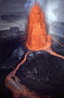 vulcano-in-eruzione